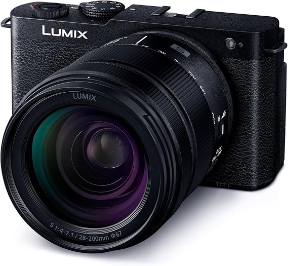 Pansonic LUMIX S9 Full Frame Camera with 28-200mm L Mount Lens, Compact Mirrorless Camera for Content Creators with Real Time LUT, Open Gate and Easy Sharing of Photos & Video (Black)